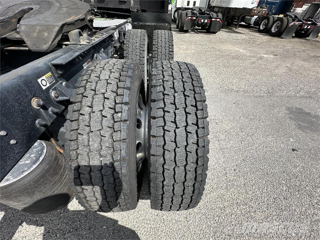 Kenworth T680 Влекачи