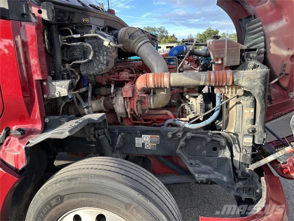 Kenworth T680 Влекачи