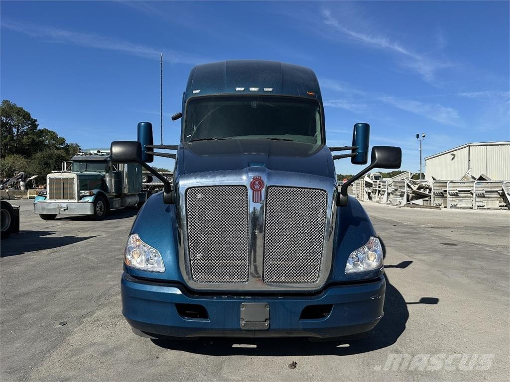 Kenworth T680 Влекачи