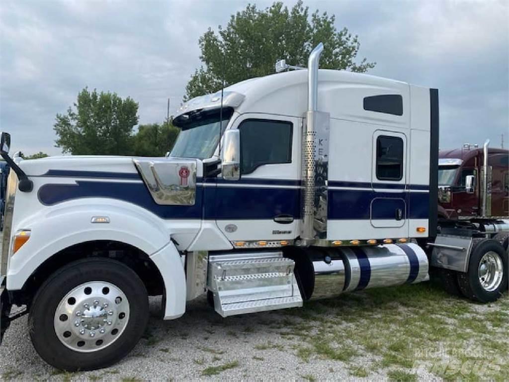 Kenworth W990 Влекачи