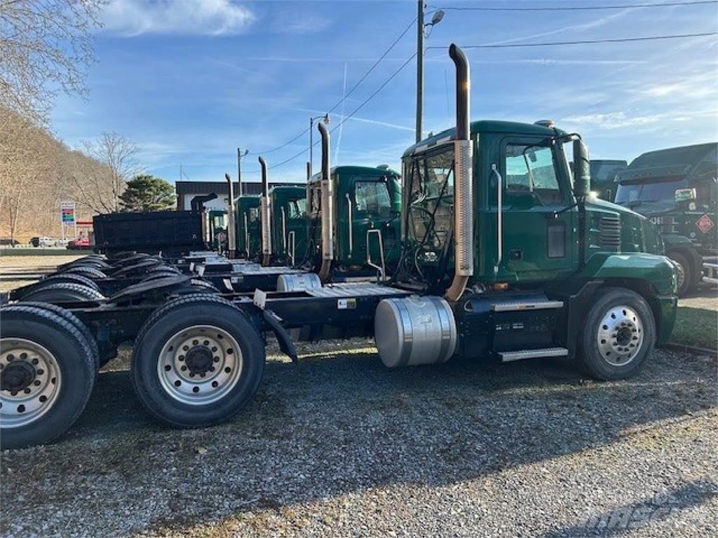 Mack AN64T Влекачи