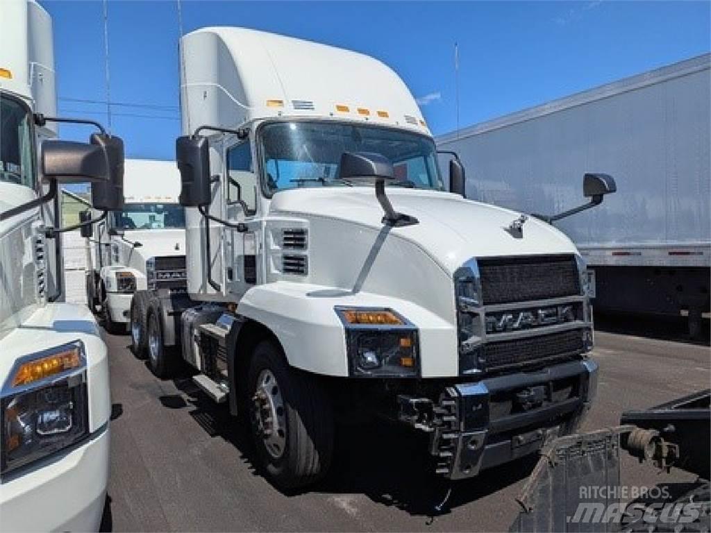 Mack AN64T Влекачи