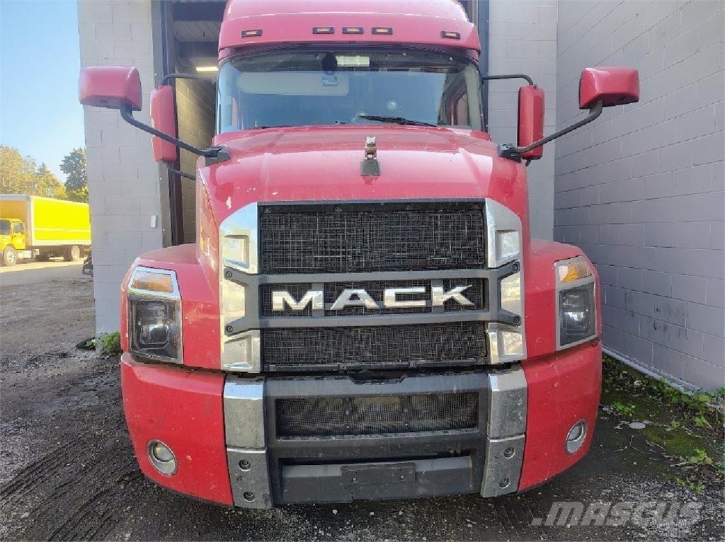 Mack Anthem 64T Влекачи