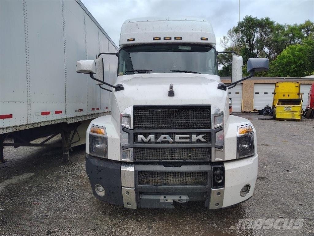 Mack Anthem 64T Влекачи