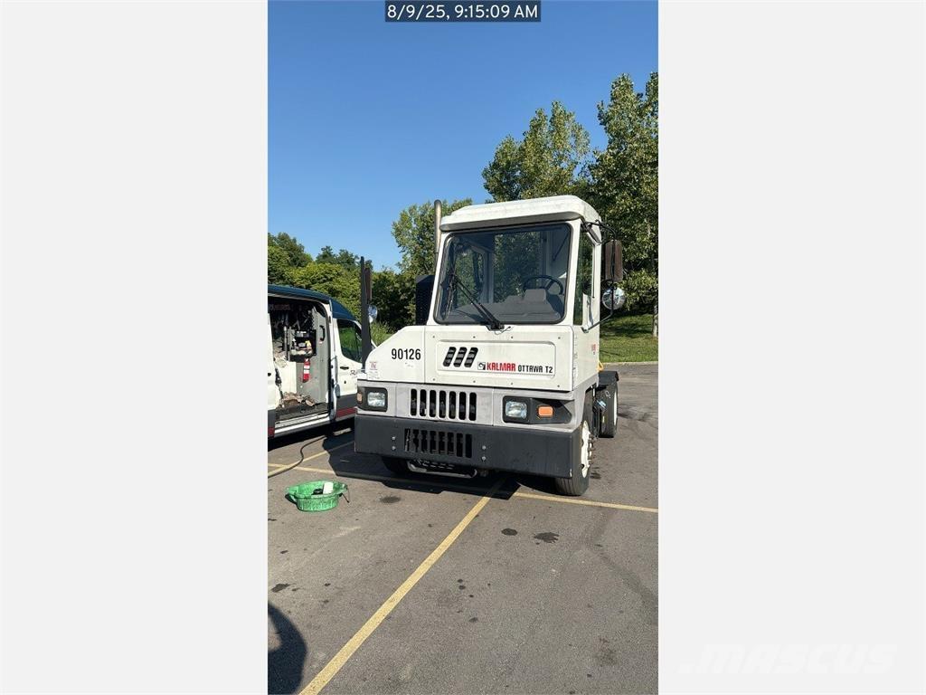 Ottawa T2 4x2 Терминални трактори