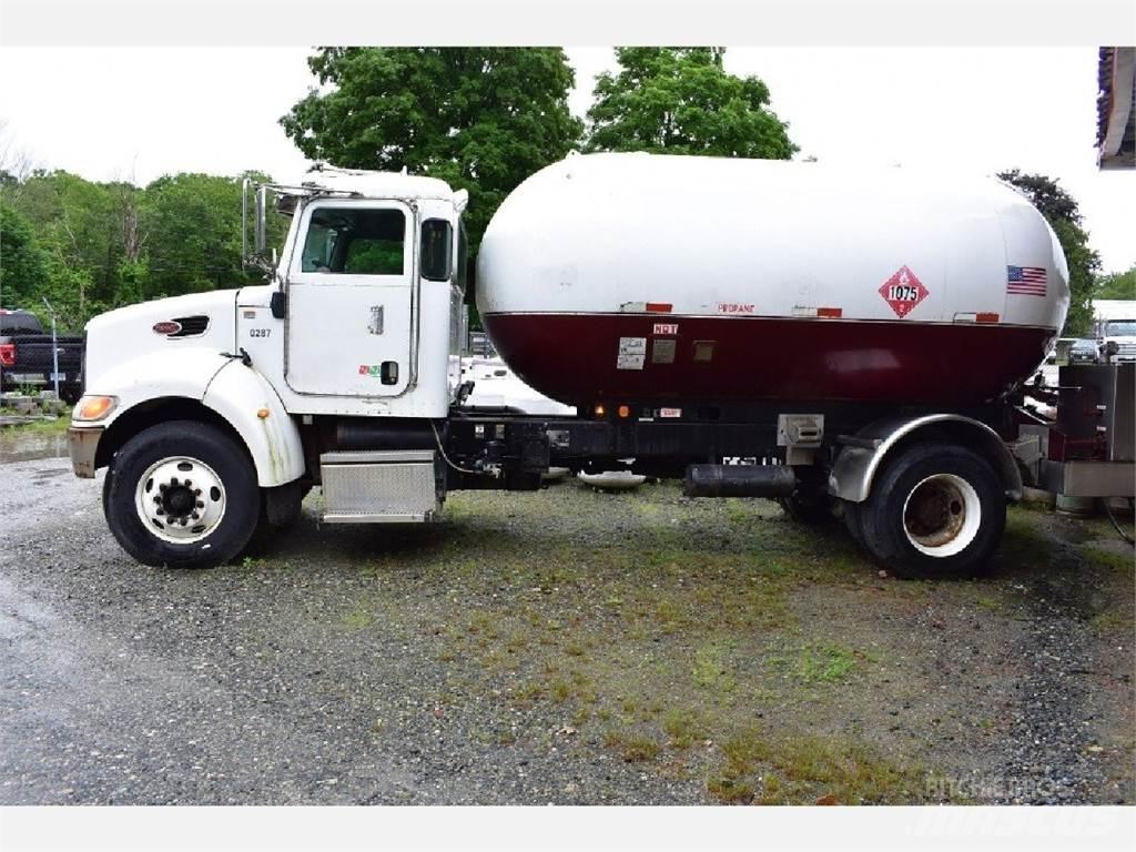 Peterbilt 335 Други