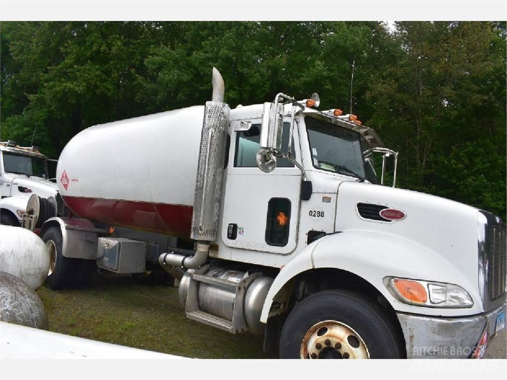 Peterbilt 335 Други