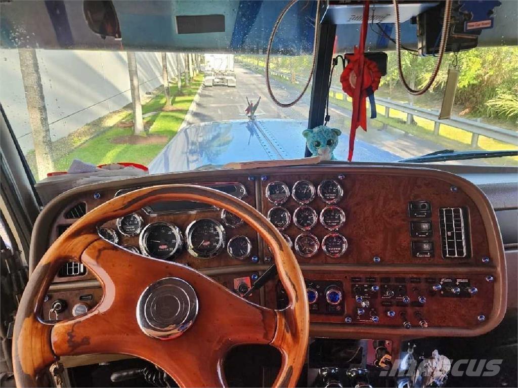 Peterbilt 379EXHD Влекачи
