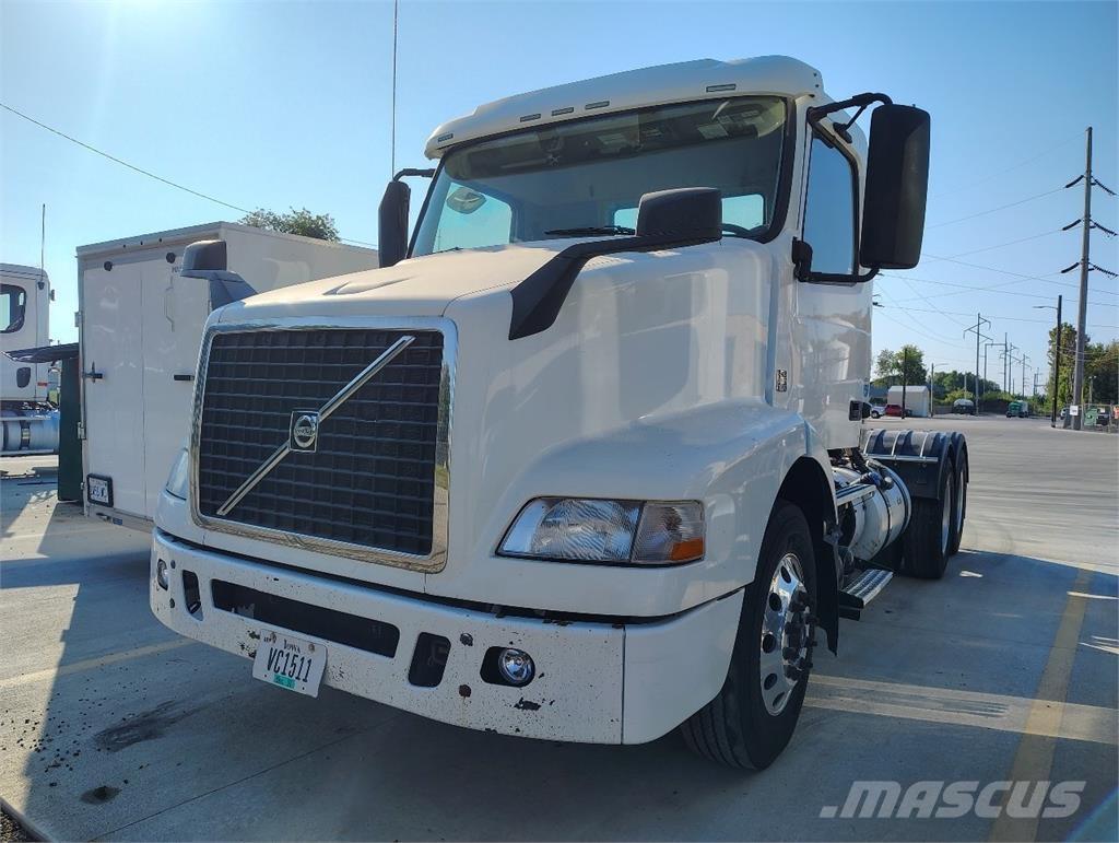 Volvo VNM64T200 Влекачи