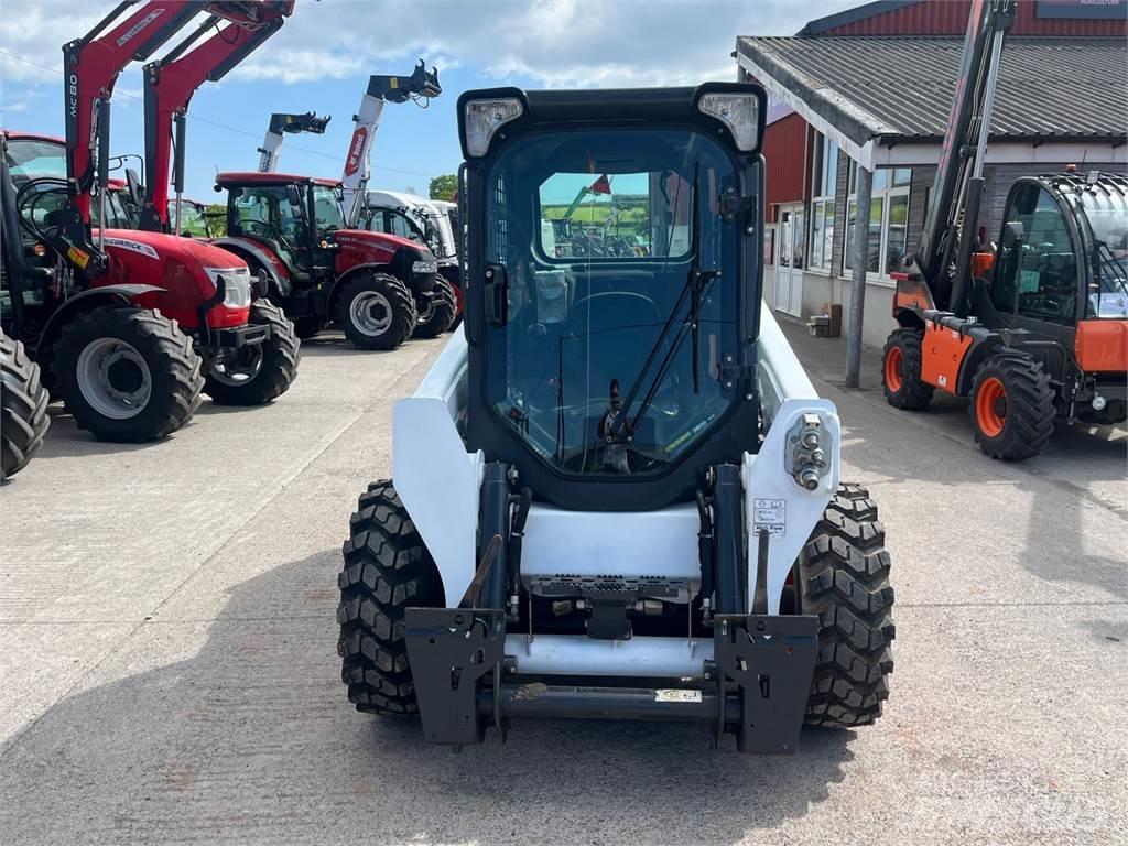 Bobcat S550 Мини товарачи
