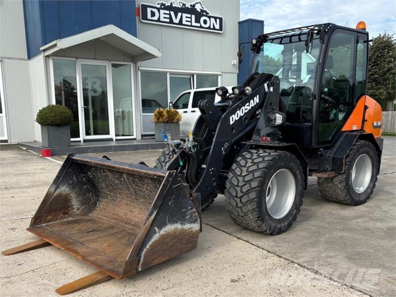 Develon DL60-7 Колесни товарачи