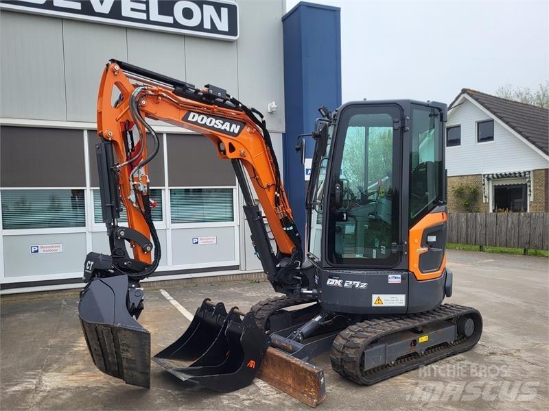 Develon DX27z-7 Мини екскаватори < 7 т