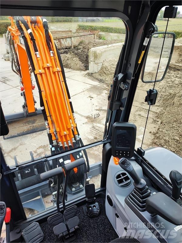 Develon DX27z-7 Мини екскаватори < 7 т