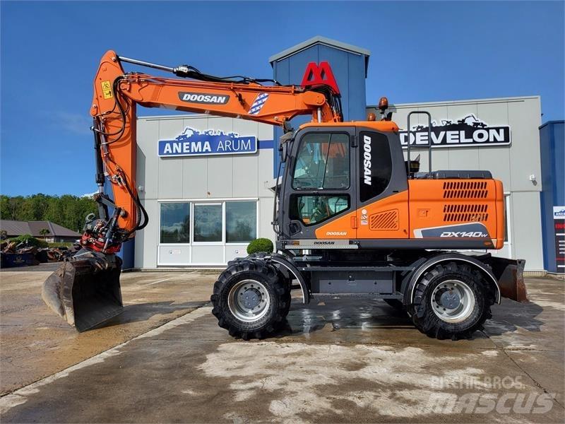 Doosan DX140W-5 Колесни екскаватори