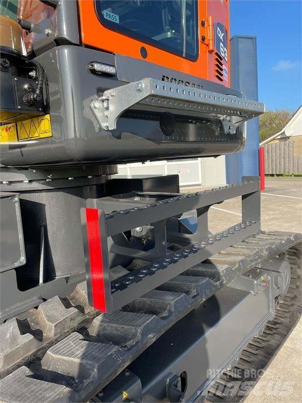 Doosan DX63-3 Средни екскаватори 7т - 12т