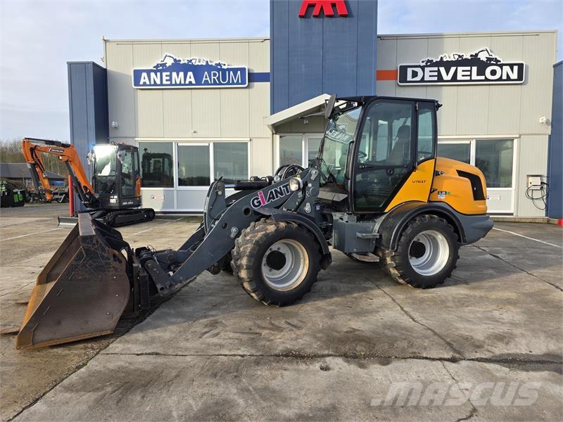 GiANT V761 Колесни товарачи