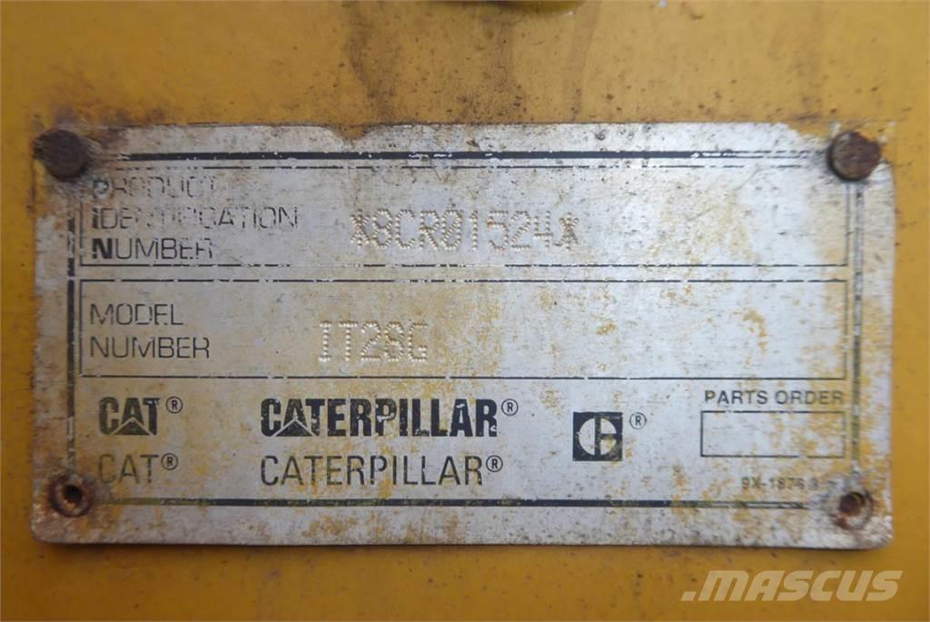 CAT IT28G Колесни товарачи
