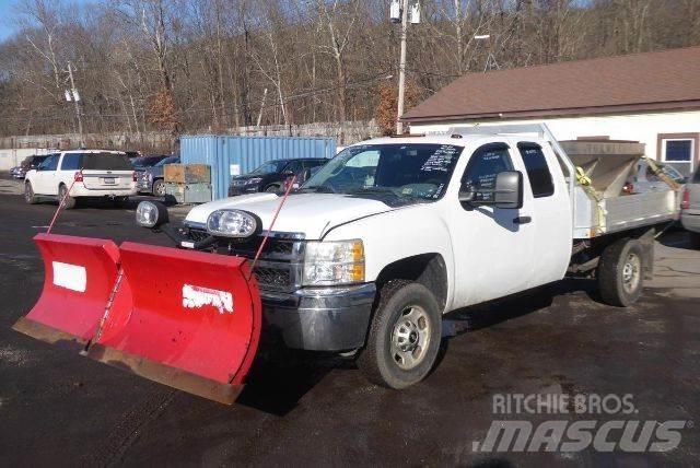 Chevrolet 2500HD Пикапи