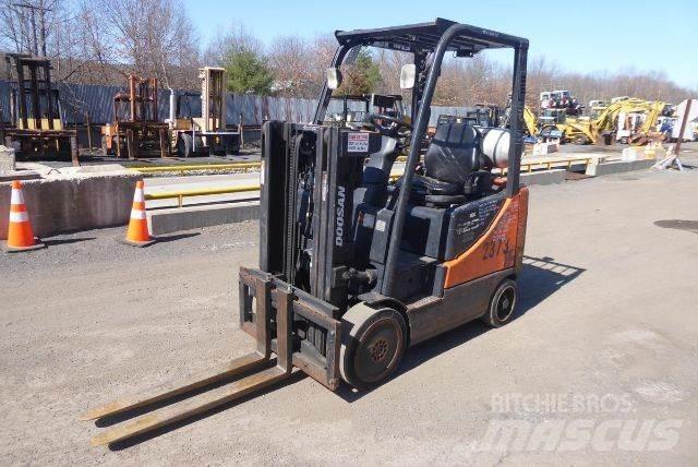 Doosan GC25P-5 Вилични кари-повдигачи - други