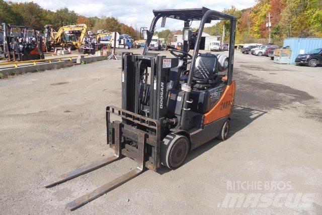 Doosan GC25P-5 Вилични кари-повдигачи - други