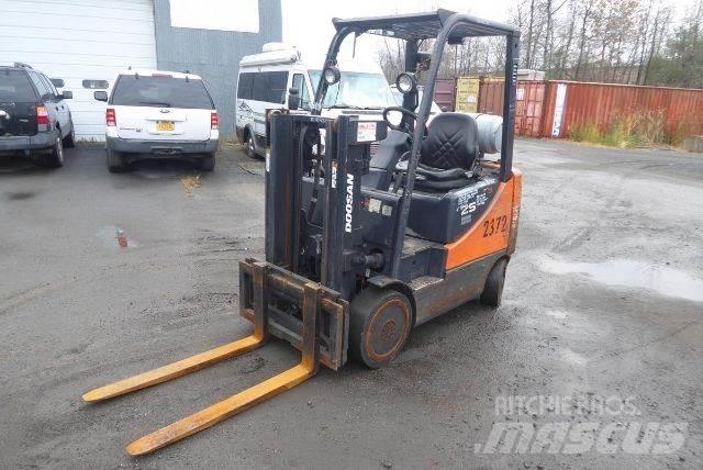 Doosan GC25P-5 Вилични кари-повдигачи - други