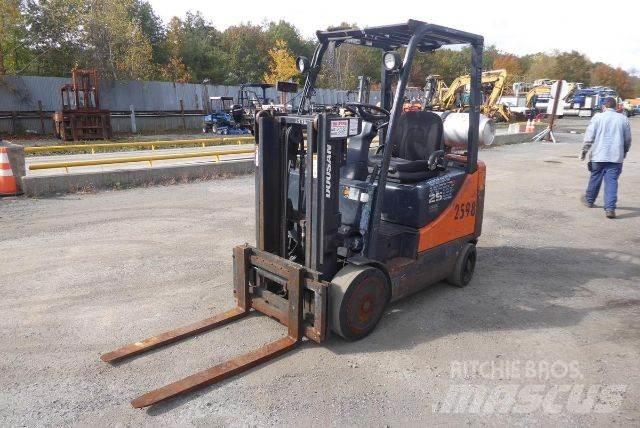 Doosan GC25P-5 Вилични кари-повдигачи - други