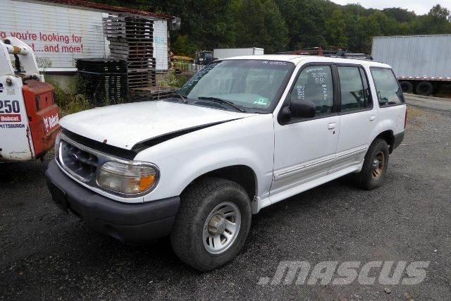 Ford Explorer Пикапи