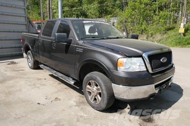 Ford F150 XLT Пикапи
