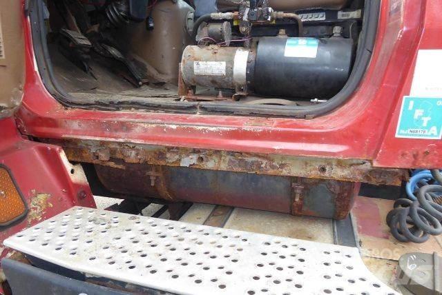 Ford L9000 Шаси кабини