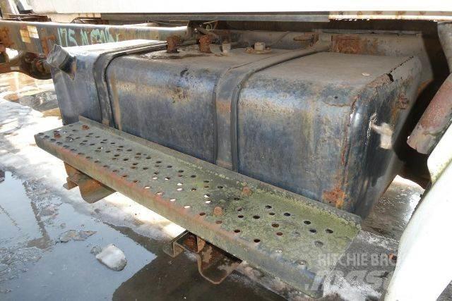 Hino 145 Шаси кабини