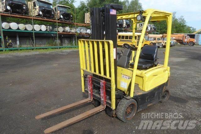 Hyster J30XN Вилични кари-повдигачи - други