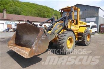 JCB 426B Колесни товарачи
