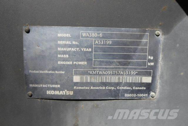 Komatsu WA380-6 Колесни товарачи