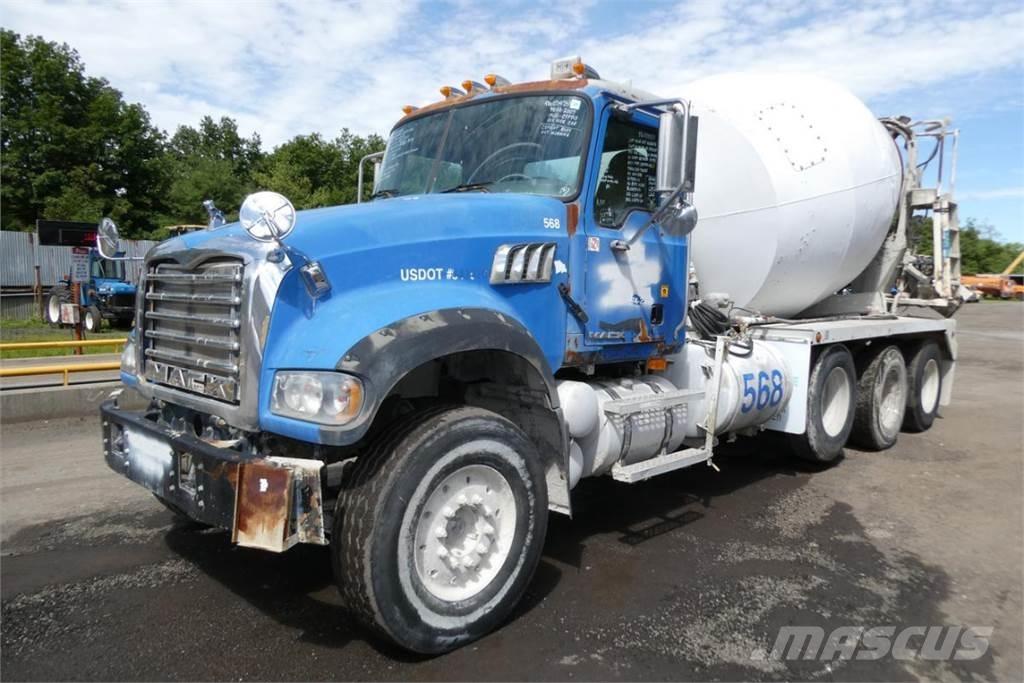 Mack CTP713 Автобетоновози
