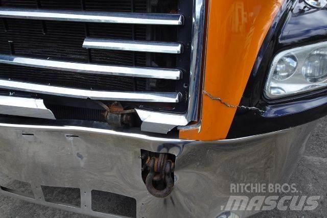 Mack CX612 Шаси кабини