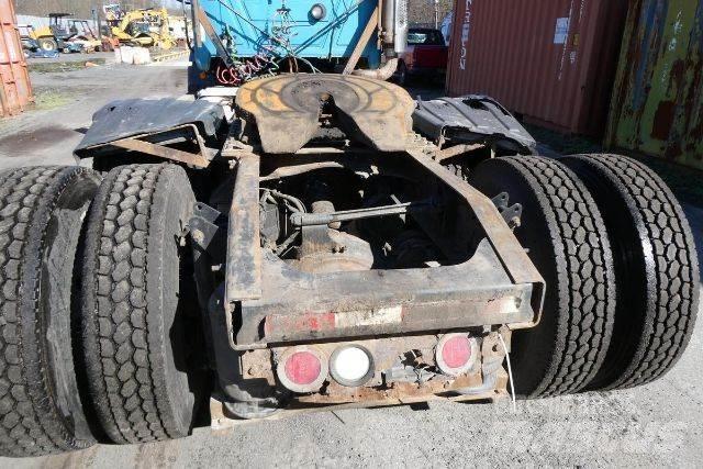 Mack CXN613 Шаси кабини