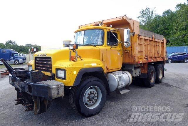 Mack RD688S Самосвал
