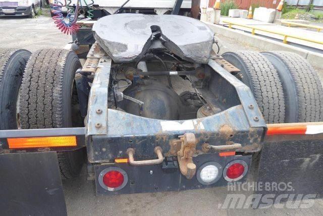 Volvo VNL42T Шаси кабини