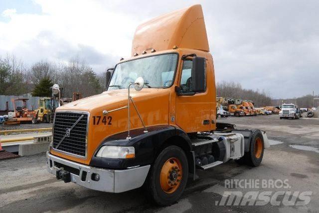 Volvo VNM42T Шаси кабини