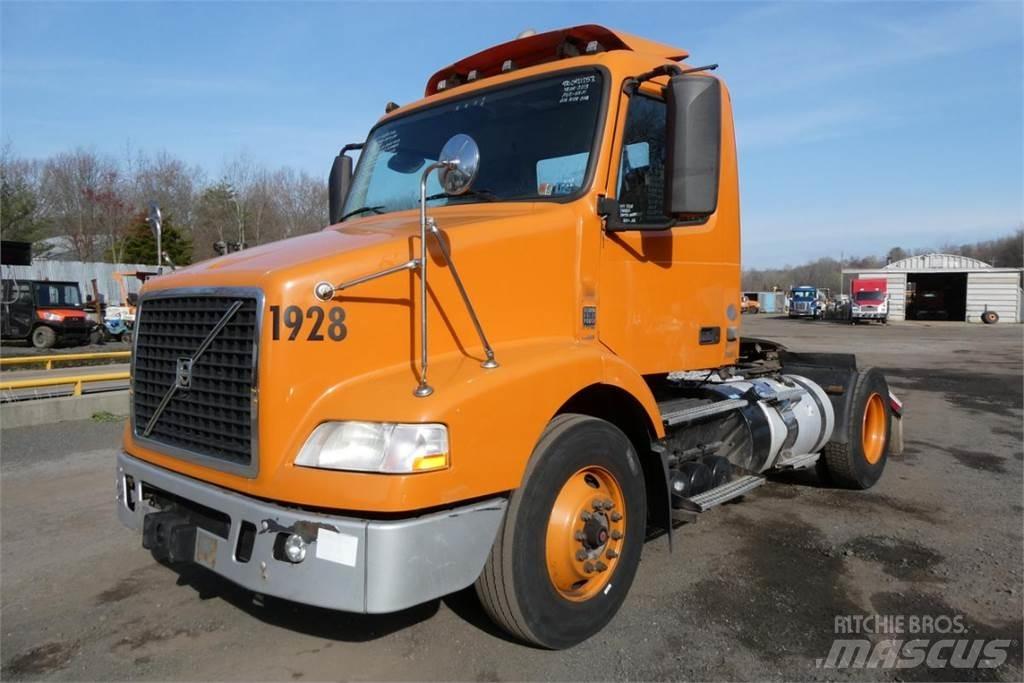 Volvo VNM42T Шаси кабини