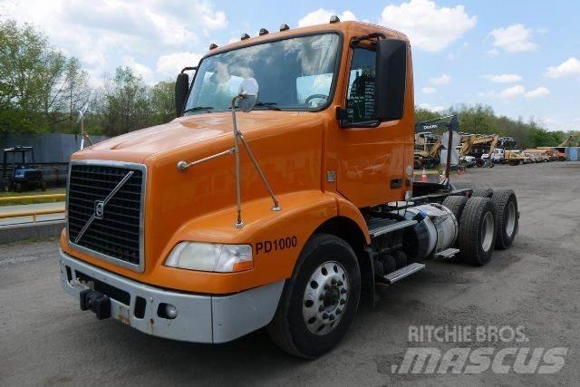 Volvo VNM64T Шаси кабини