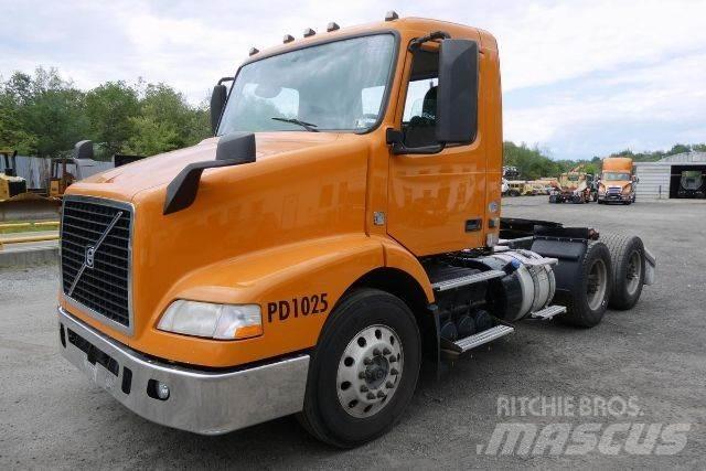 Volvo VNM64T Шаси кабини