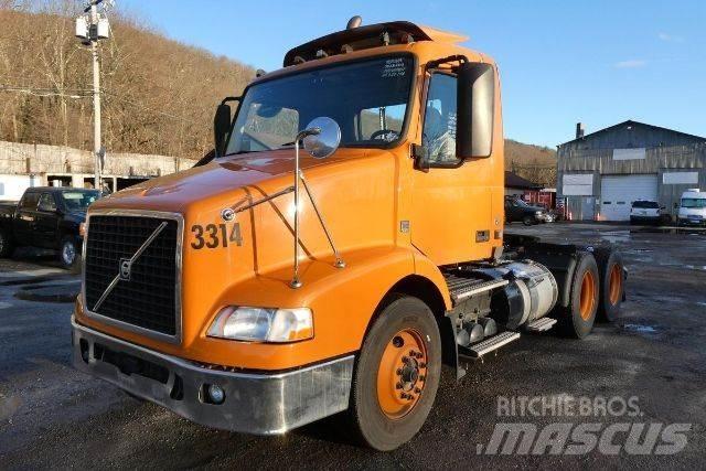 Volvo VNM64T Шаси кабини