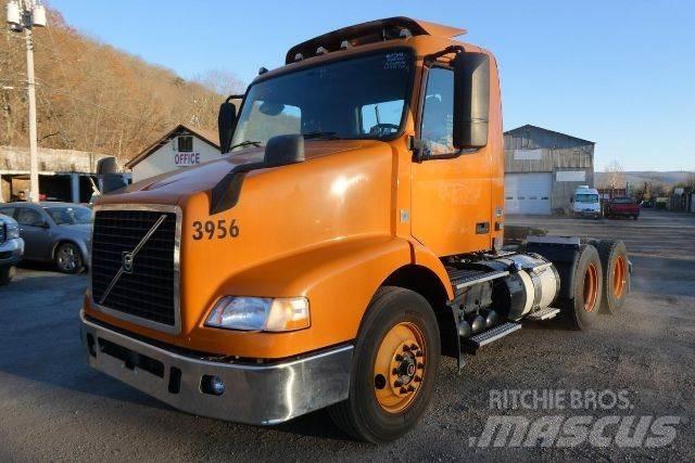Volvo VNM64T Шаси кабини