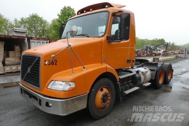 Volvo VNM64T Шаси кабини