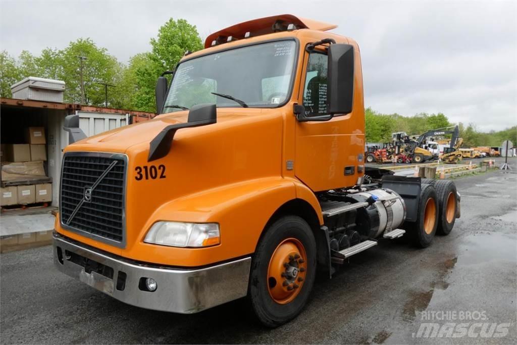 Volvo VNM64T Шаси кабини