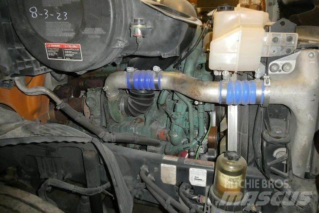 Volvo VNR64T300 Шаси кабини
