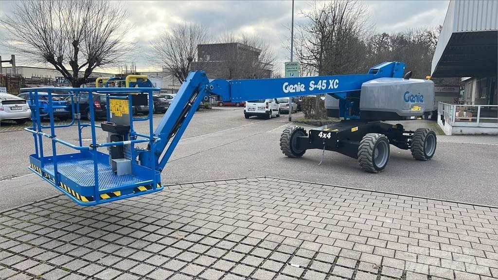 Genie S-45 XC Съчленени стрелови подемници
