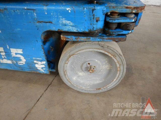 Genie GR-15 Съчленени стрелови подемници