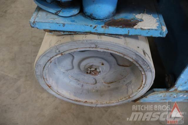 Genie GS-3246 Съчленени стрелови подемници